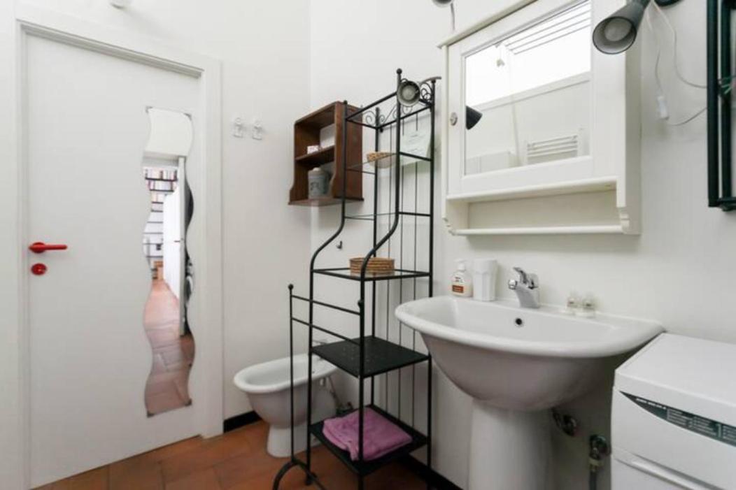Porta Ticinese Cozy Apartment Con Balcone Milano Exteriör bild